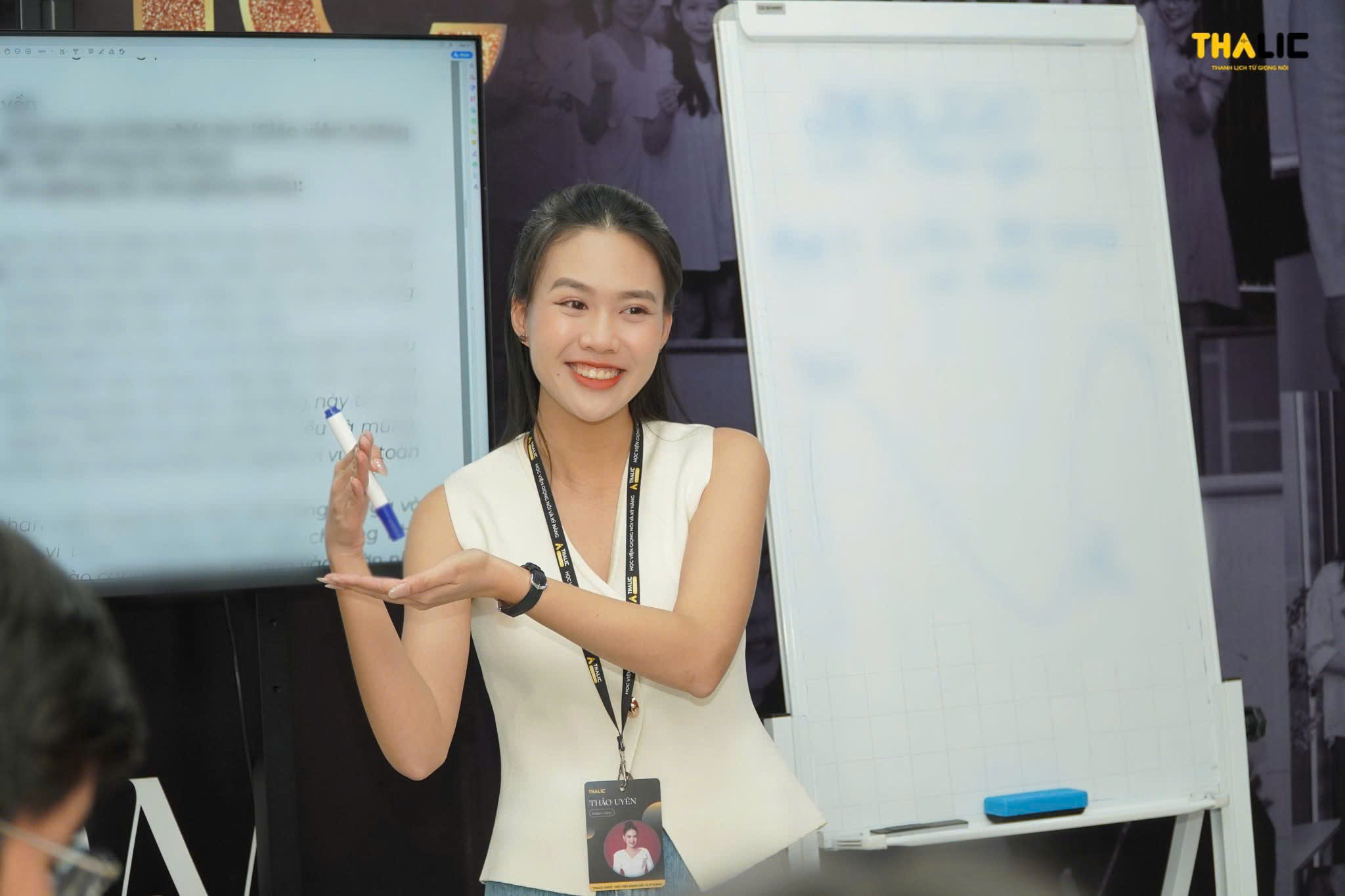Giáo viên học viện Giọng nói và Kỹ năng Thalic Voice