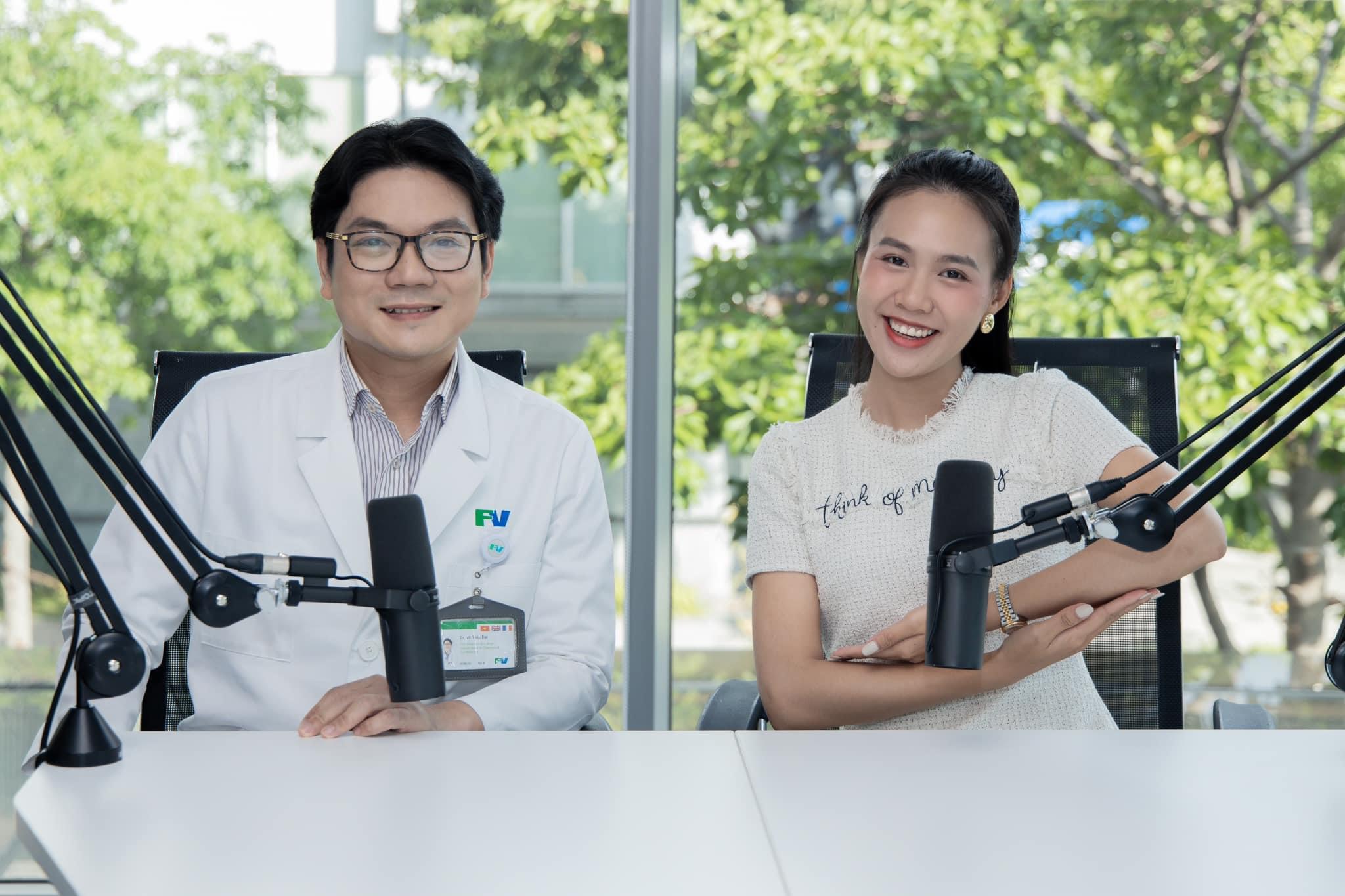 CÓ PHẢI LÚC NÀO CŨNG CẦN CẮT BỎ TỬ CUNG KHI BỊ U XƠ LỚN?